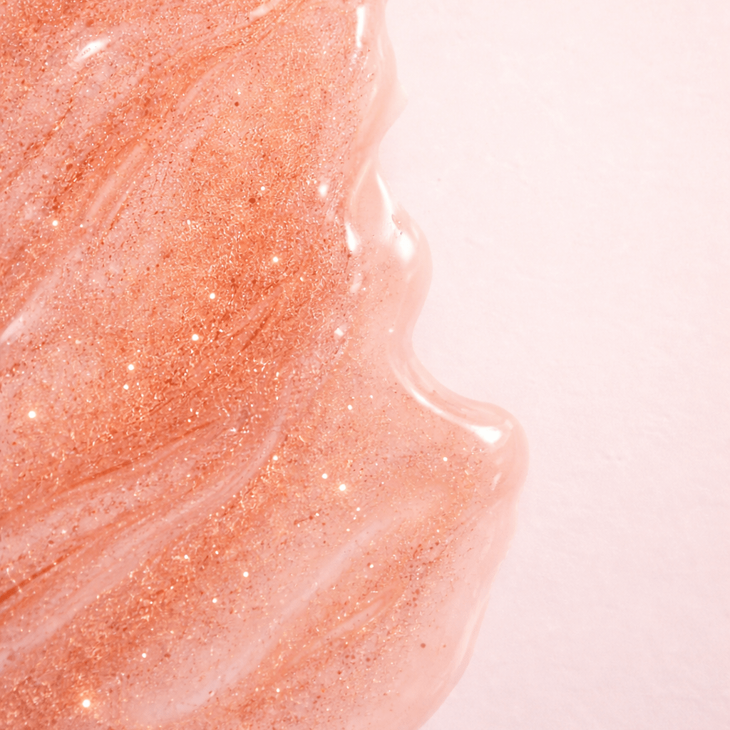 Lip Gloss CHAMPAGNE MAMI LIP OIL - DLA Cosmetics