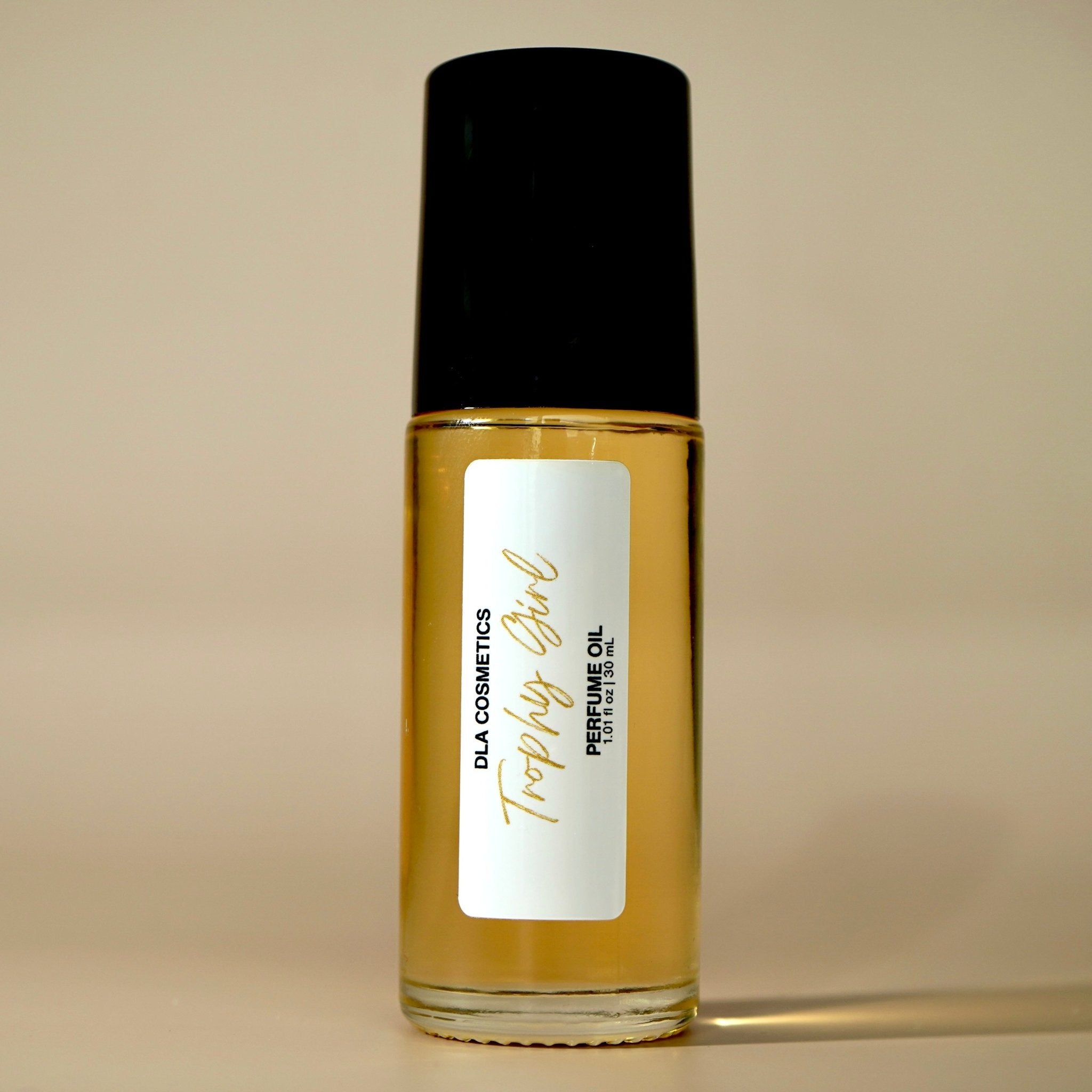 Perfume oil TROPHY GIRL PERFUME ROLL ON OIL - DLA Cosmetics