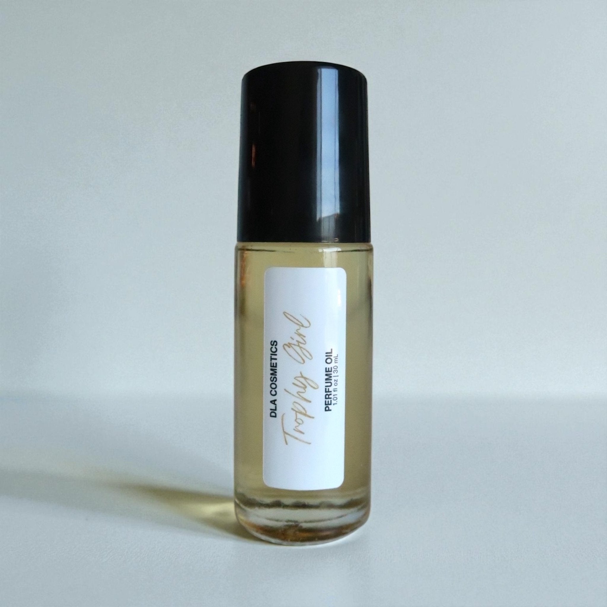 Perfume oil TROPHY GIRL PERFUME ROLL ON OIL - DLA Cosmetics